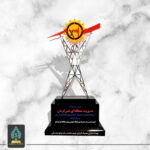 چرا تندیس و لوح تقدیر بهترین انتخاب برای هدیه روز داروساز هستند؟